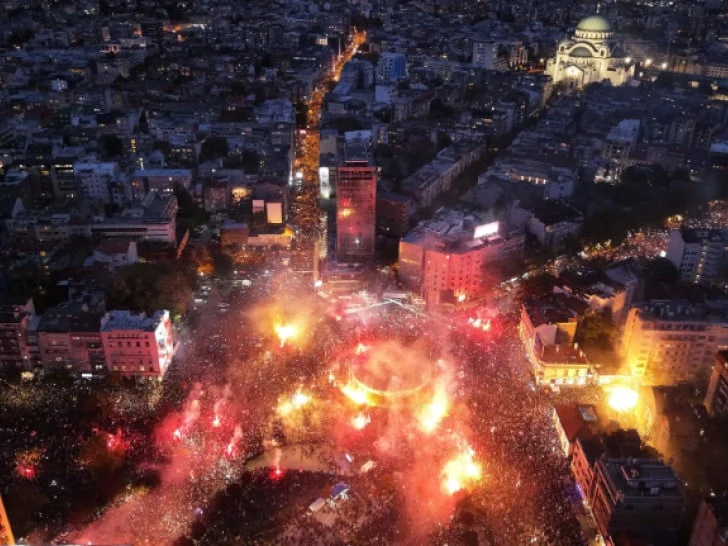 Završni miting Studentske liste na Slaviji: Okupljenima se obratio i Aleksa Kresojević iz Republike Srpske