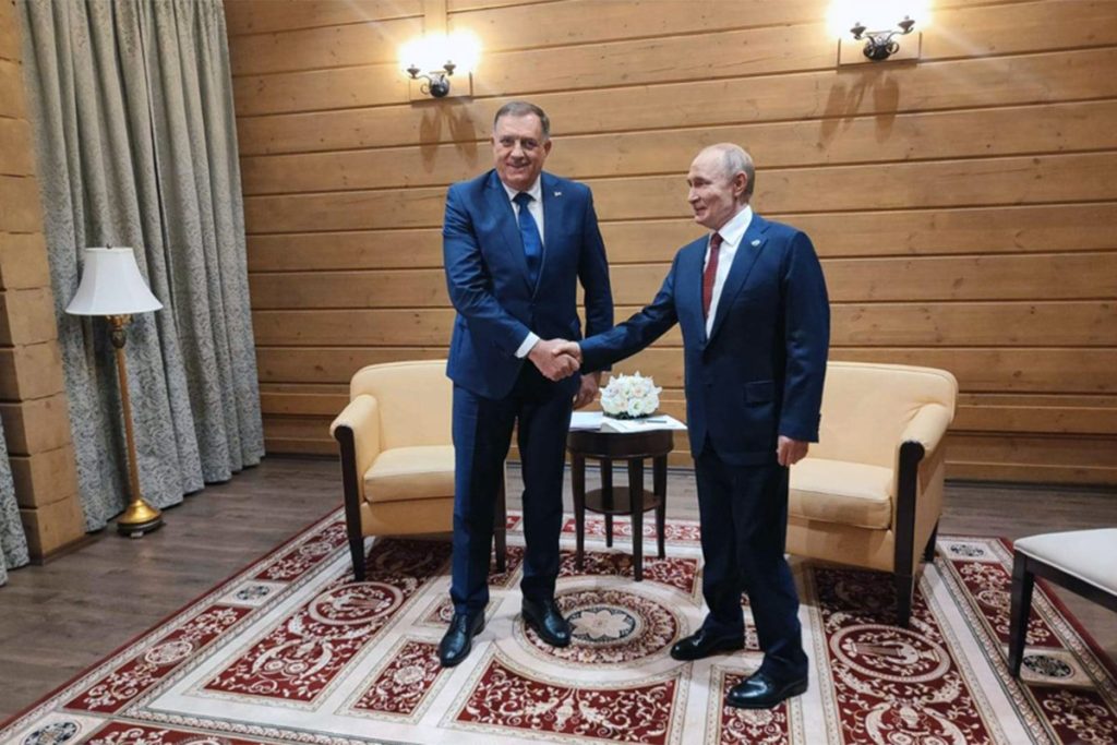 Putin primio Dodika i čestitao Dan srpskog jedinstva