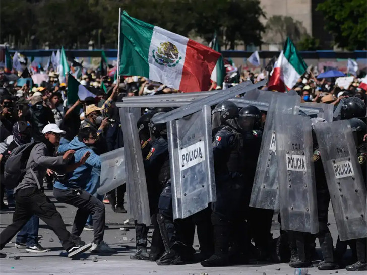 Najmanje 120 povrijeđenih na demonstracijama „Generacije Z”