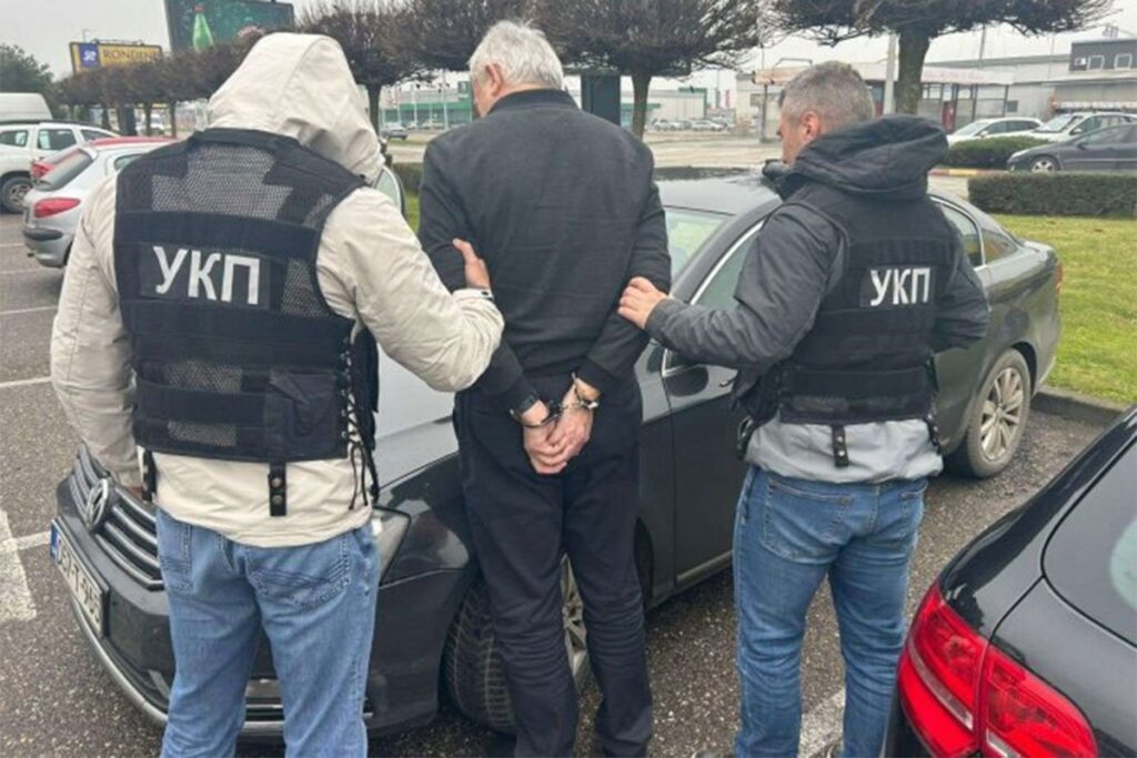 Oglasila se škola u Laktašima nakon što je njihov profesor uhapšen zbog pedofilije: Dobio je otkaz