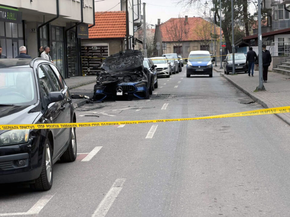 Tužilaštvo o požaru na tri automobila u Bijeljini: Sve ukazuje na namjerno paljenje