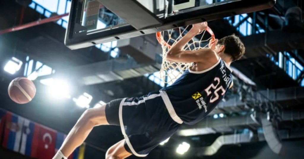 Zaludio planetu: Može li srpsko čudo srušiti nepobjedive? Foto: fiba.basketball