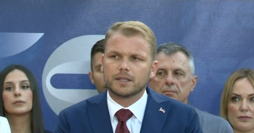 Stanivuković odustao od kandidature, podržao Blanušu i Božovića (VIDEO) Foto: Screenshot / BN TV