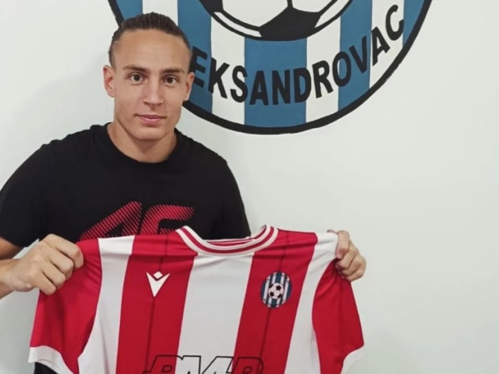 Fudbaler predstavljen u dva kluba Foto: Fudbaler predstavljen u dva kluba