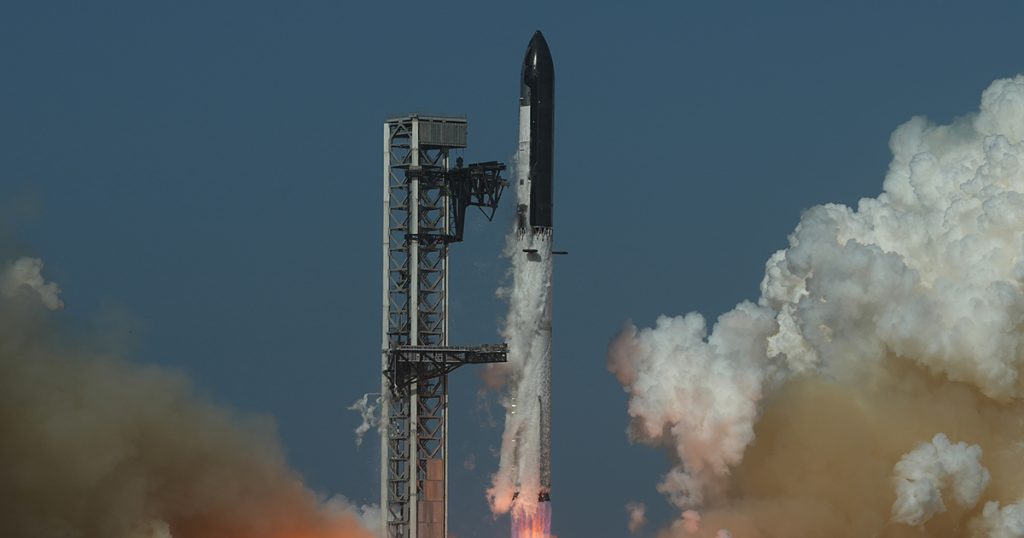 SpaceX ostvario veliki uspjeh: Starship završio najuspješniji testni let do sada Foto: Tanjug/AP