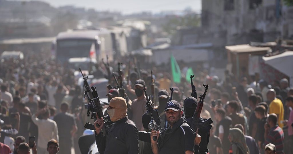 Hamas pristao na predaju teškog oružja uz važan uslov Foto: Tanjug / AP