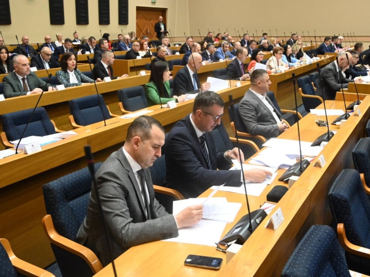 Foto: Šta otkrivaju spiskovi kandidata: Gradonačelnici izbjegli test na sredini mandata
