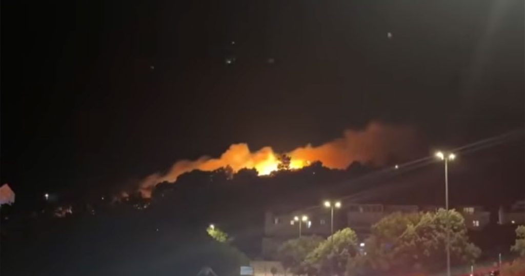 Htio da proslavi povratak šefice iz bolnice pa vatrometom izazvao požar Foto: Printscreen