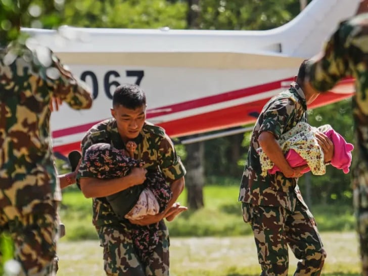 Crni bilans u Nepalu: Poginulo 469 osoba, više od 1.400 nestalo Foto: AP