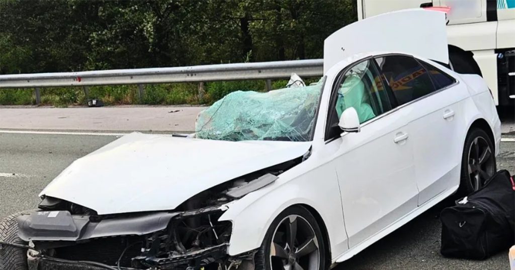 Poginuli dvoje djece i žena u Sloveniji: Audi udario u kamion vozača iz BiH (FOTO) Foto: PGD Cerknica / Facebook" src="https://i0.wp.com/republikasrpska.net/wp