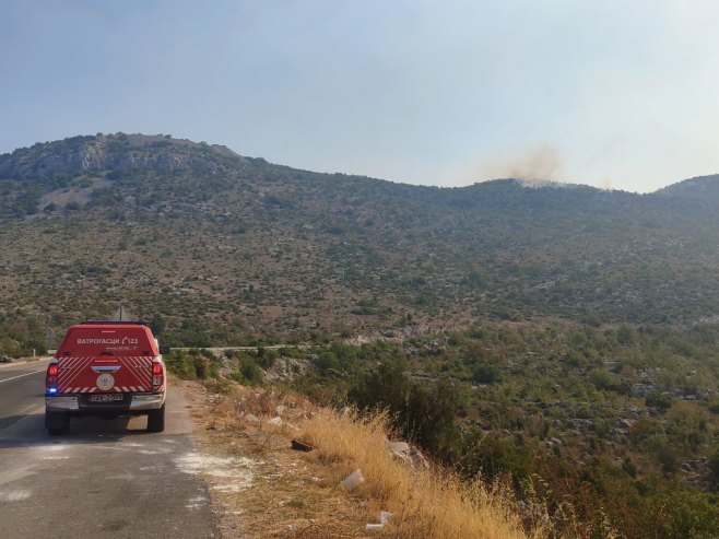Bekan za RTRS: Stanje na požarištima kod Trebinja nešto stabilnije (VIDEO) Foto: RTRS