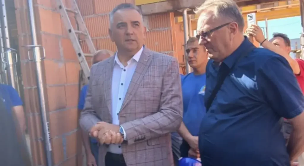 Minić posjetio gradilište novih učionica za potrebe vrtića Foto: RTRS