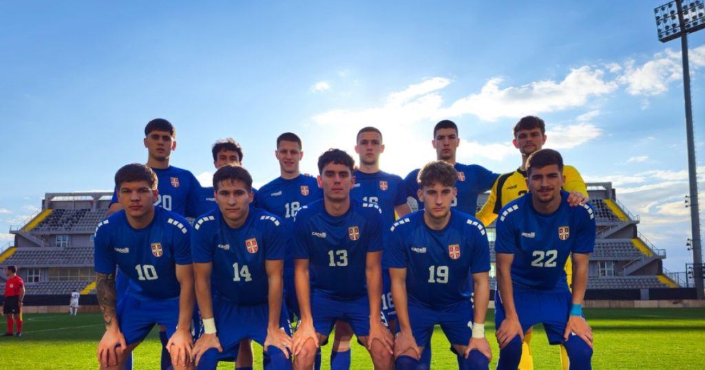 Rusija testira „orliće“ u dva meča