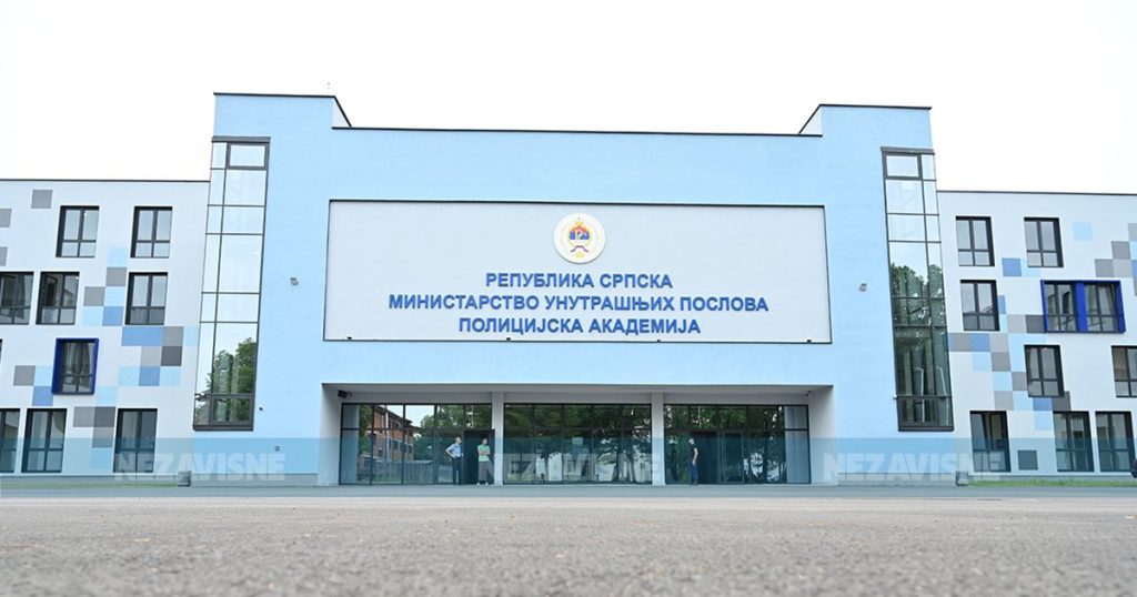 Slučaj u Srednjoj školi unutrašnjih poslova: Jedan dobio otkaz, drugi sam napustio MUP RS