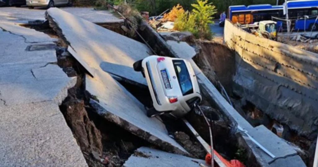 Drama u Beogradu: Auto i parking propali u rupu, evakuisana zgrada (FOTO/VIDEO) Foto: Screenshot/Instagram